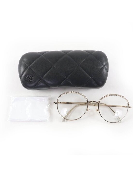 Chanel 4247 Coco Mark Faux Pearl Sunglasses main image 7